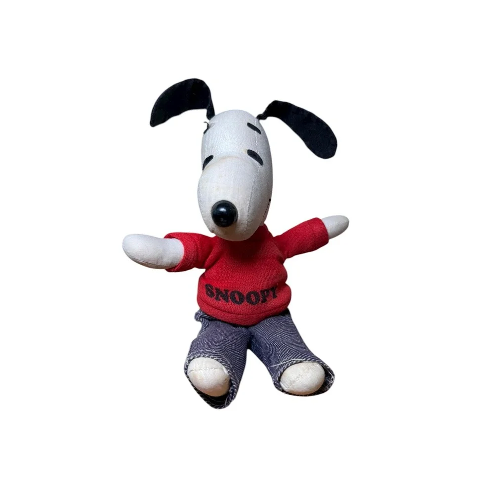 Vintage 1968 Snoopy Plush Toy Red Sweater Blue Jeans Stuffed Animal Peanuts‎